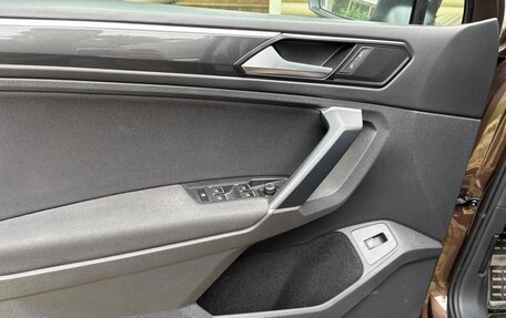 Volkswagen Tiguan I, 2018 год, 2 500 000 рублей, 13 фотография