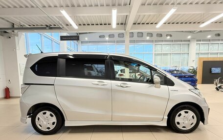 Honda Freed I, 2012 год, 1 249 999 рублей, 7 фотография