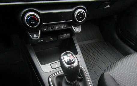 KIA Rio IV, 2021 год, 1 469 000 рублей, 13 фотография