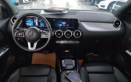 Mercedes-Benz GLA, 2021 год, 2 350 000 рублей, 2 фотография