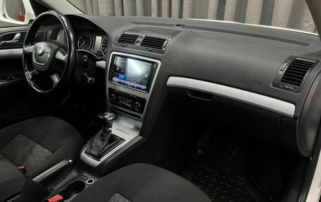 Skoda Octavia, 2011 год, 769 888 рублей, 10 фотография