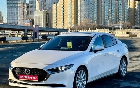 Mazda 3, 2021 год, 2 100 000 рублей, 1 фотография