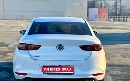 Mazda 3, 2021 год, 2 100 000 рублей, 5 фотография