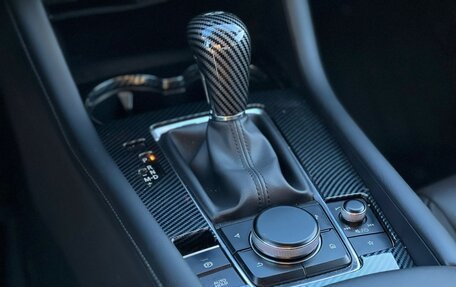 Mazda 3, 2021 год, 2 100 000 рублей, 13 фотография