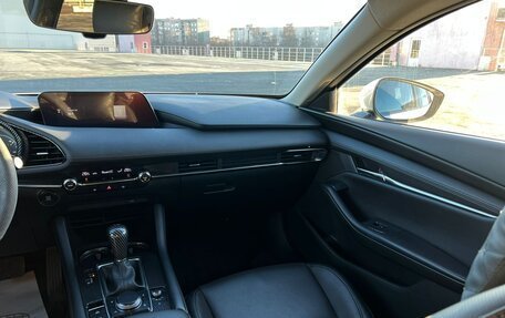 Mazda 3, 2021 год, 2 100 000 рублей, 14 фотография