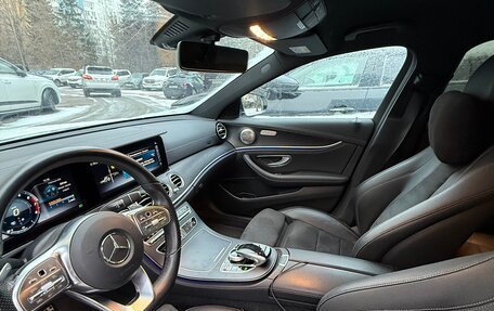 Mercedes-Benz E-Класс, 2019 год, 4 900 000 рублей, 11 фотография