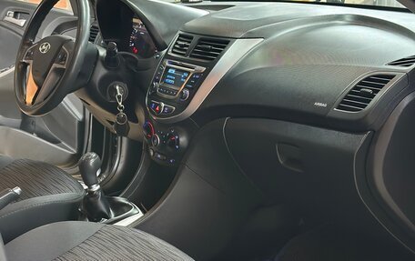 Hyundai Solaris II рестайлинг, 2014 год, 795 000 рублей, 17 фотография