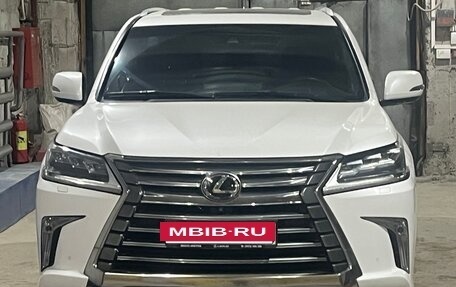 Lexus LX III, 2017 год, 6 950 000 рублей, 7 фотография