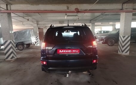 Mitsubishi Outlander III рестайлинг 3, 2011 год, 800 000 рублей, 9 фотография