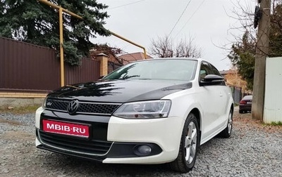 Volkswagen Jetta VI, 2013 год, 750 000 рублей, 1 фотография