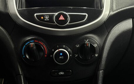 Hyundai Solaris II рестайлинг, 2011 год, 749 900 рублей, 15 фотография