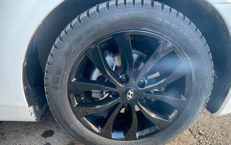 Hyundai Sonata VI, 2011 год, 980 000 рублей, 2 фотография