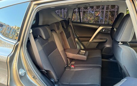 Toyota RAV4, 2013 год, 1 450 000 рублей, 7 фотография