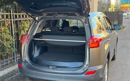 Toyota RAV4, 2013 год, 1 450 000 рублей, 13 фотография