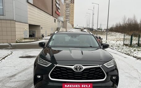 Toyota Highlander, 2023 год, 5 700 000 рублей, 5 фотография