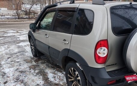 Chevrolet Niva I рестайлинг, 2018 год, 780 000 рублей, 4 фотография