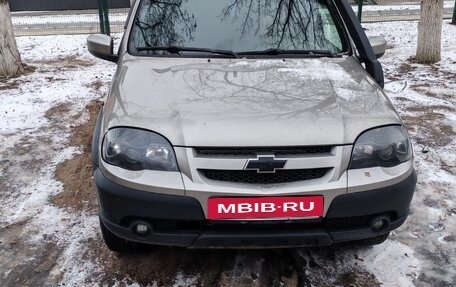 Chevrolet Niva I рестайлинг, 2018 год, 780 000 рублей, 5 фотография