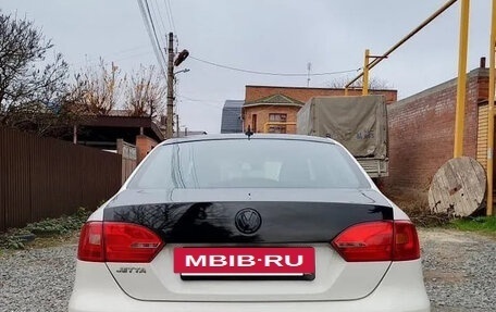 Volkswagen Jetta VI, 2013 год, 750 000 рублей, 5 фотография