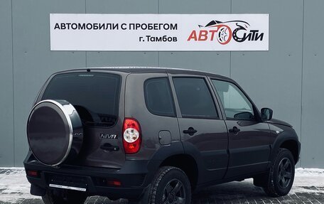 Chevrolet Niva I рестайлинг, 2018 год, 875 000 рублей, 7 фотография