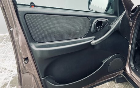 Chevrolet Niva I рестайлинг, 2018 год, 875 000 рублей, 21 фотография