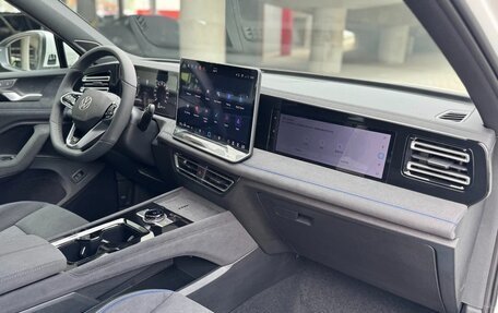 Volkswagen Tiguan, 2025 год, 4 790 000 рублей, 20 фотография