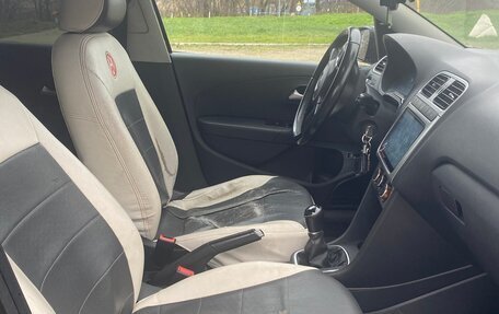 Volkswagen Polo VI (EU Market), 2013 год, 450 000 рублей, 9 фотография