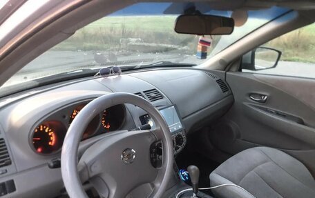 Nissan Altima III (L31) рестайлинг, 2001 год, 300 000 рублей, 7 фотография