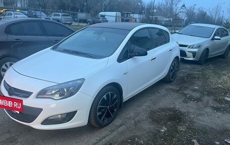 Opel Astra J, 2013 год, 1 000 000 рублей, 6 фотография