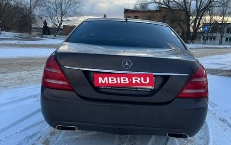 Mercedes-Benz S-Класс, 2011 год, 1 450 000 рублей, 3 фотография