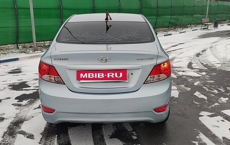 Hyundai Solaris II рестайлинг, 2011 год, 720 000 рублей, 5 фотография