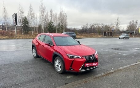 Lexus UX I, 2019 год, 3 000 000 рублей, 2 фотография