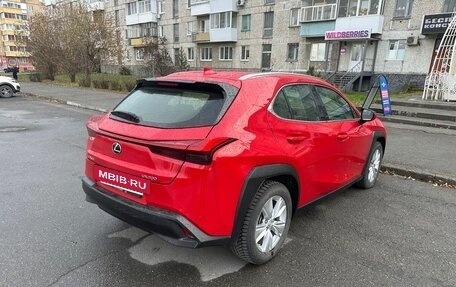 Lexus UX I, 2019 год, 3 000 000 рублей, 3 фотография