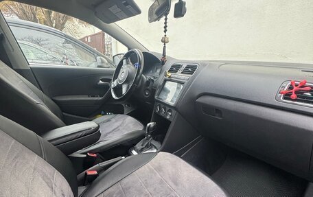 Volkswagen Polo VI (EU Market), 2012 год, 750 000 рублей, 8 фотография