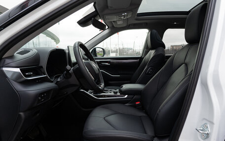 Toyota Highlander, 2025 год, 6 190 000 рублей, 11 фотография