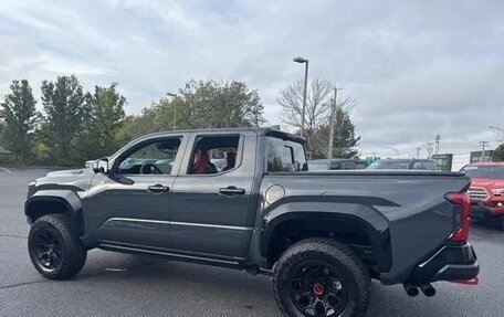 Toyota Tacoma, 2025 год, 7 050 000 рублей, 5 фотография