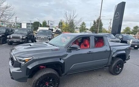 Toyota Tacoma, 2025 год, 7 050 000 рублей, 30 фотография