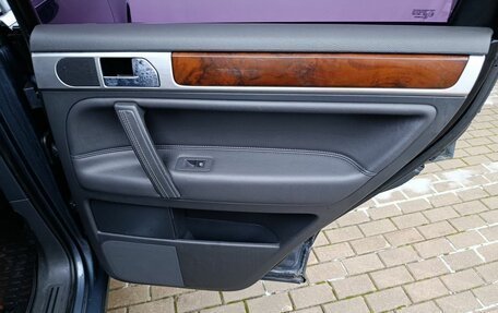 Volkswagen Touareg III, 2007 год, 1 220 000 рублей, 19 фотография