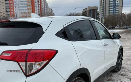 Honda Vezel, 2021 год, 1 550 000 рублей, 11 фотография