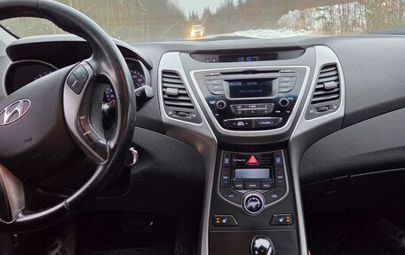 Hyundai Elantra V, 2014 год, 1 050 000 рублей, 10 фотография