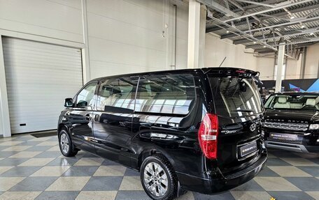 Hyundai Grand Starex Grand Starex I рестайлинг 2, 2020 год, 4 199 000 рублей, 7 фотография