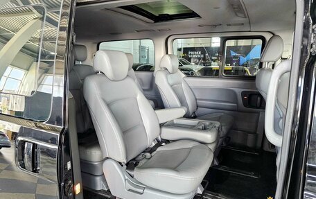 Hyundai Grand Starex Grand Starex I рестайлинг 2, 2020 год, 4 199 000 рублей, 17 фотография