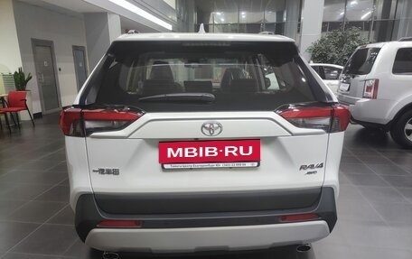 Toyota RAV4, 2025 год, 4 480 000 рублей, 6 фотография