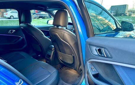 BMW 1 серия, 2019 год, 2 540 000 рублей, 32 фотография