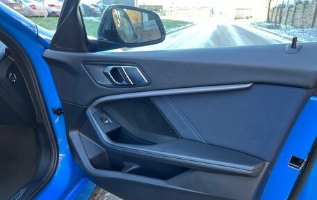 BMW 1 серия, 2019 год, 2 540 000 рублей, 29 фотография