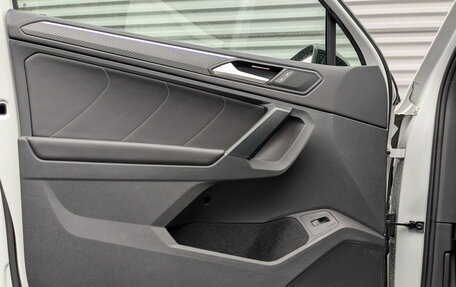 Volkswagen Tiguan II, 2021 год, 3 900 000 рублей, 19 фотография