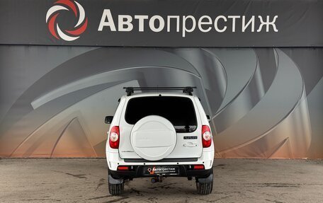 Chevrolet Niva I рестайлинг, 2018 год, 850 000 рублей, 6 фотография