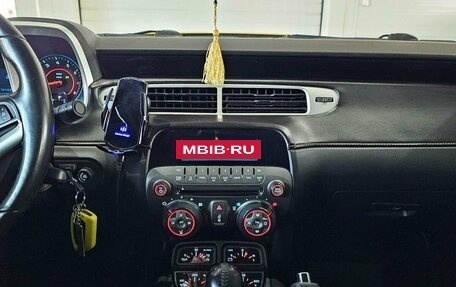 Chevrolet Camaro IV, 2012 год, 2 599 000 рублей, 14 фотография