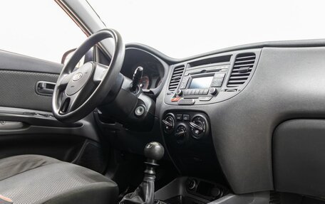 KIA Rio II, 2010 год, 668 000 рублей, 29 фотография