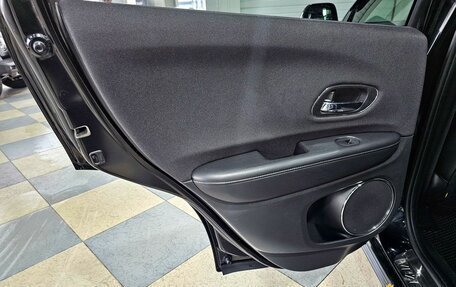 Honda Vezel, 2018 год, 1 819 000 рублей, 19 фотография