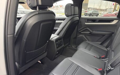 Porsche Cayenne III, 2025 год, 16 490 000 рублей, 18 фотография